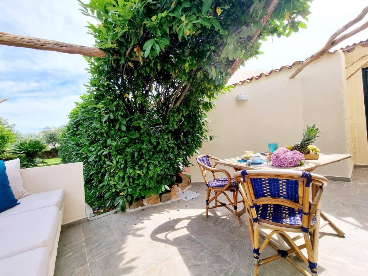 Appartement Stazzo San Teodoro Il Ginepro Piscina Condivisa Extérieur photo