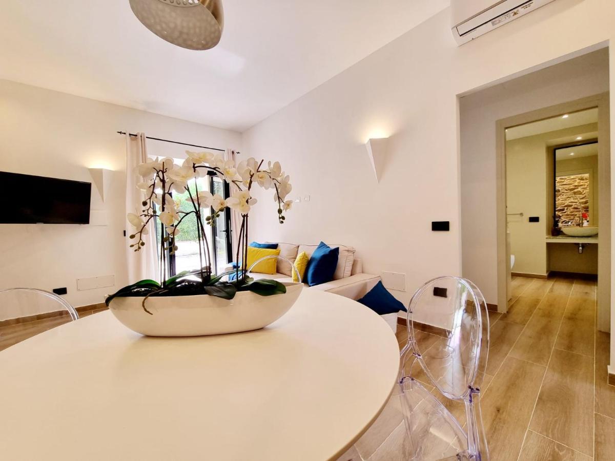 Appartement Stazzo San Teodoro Il Ginepro Piscina Condivisa Extérieur photo